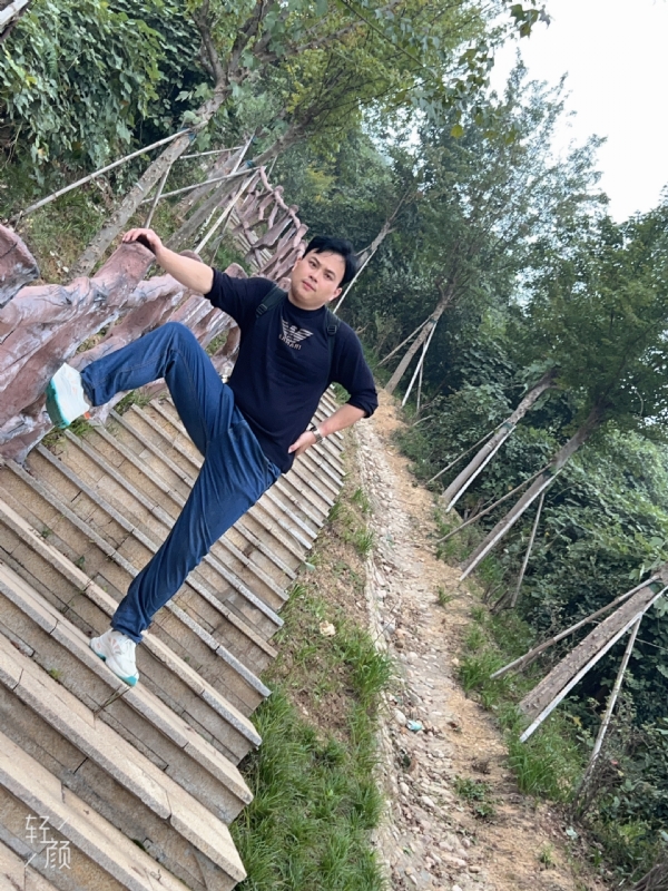 择一人白头偕老的第二张照片--庐江闪婚服务中心